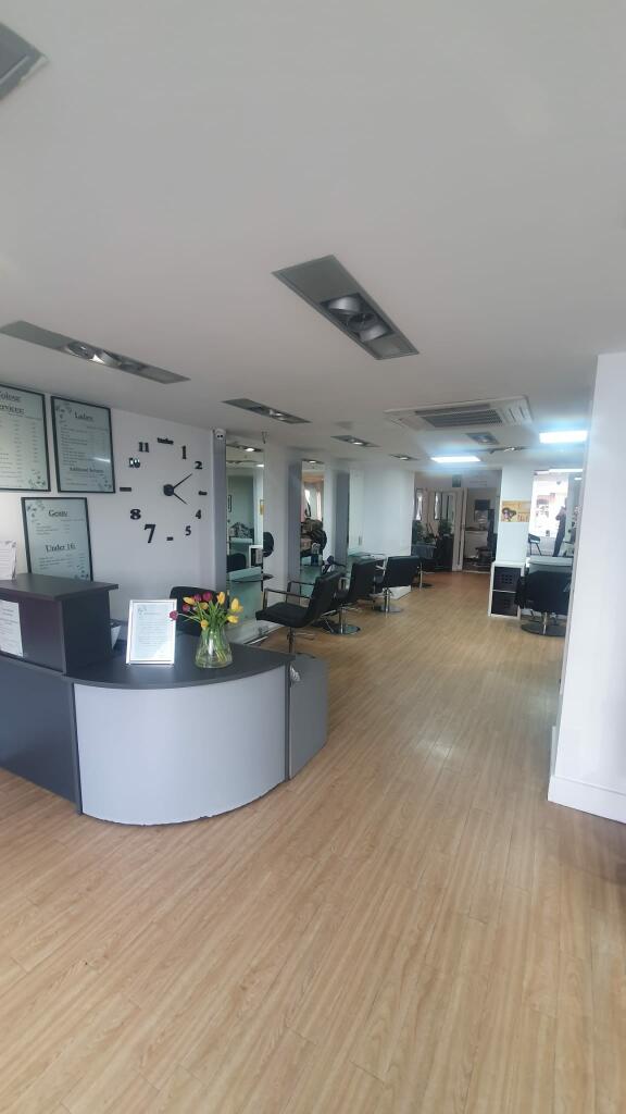 Hairdressers or barber shop for sale in 67 Bedford Place, Hampshire, SO15