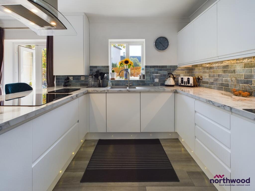 Additional property image - The Piazza, Sovereign Harbour South, Eastbourne, BN23