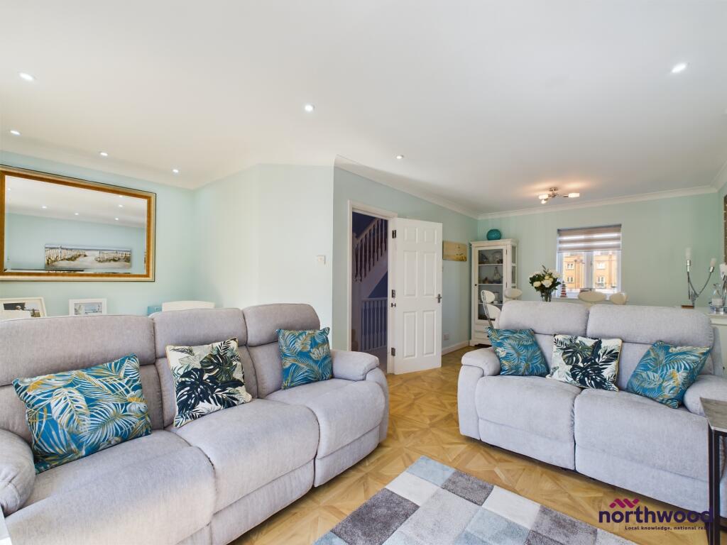 Additional property image - The Piazza, Sovereign Harbour South, Eastbourne, BN23