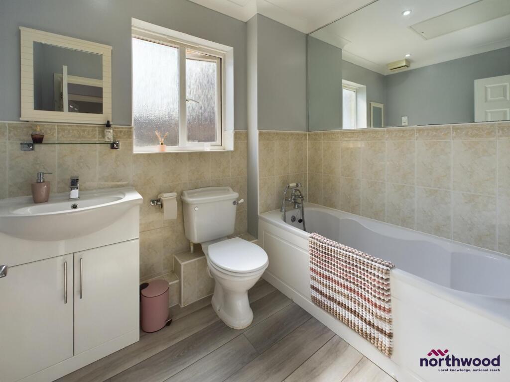 Additional property image - The Piazza, Sovereign Harbour South, Eastbourne, BN23