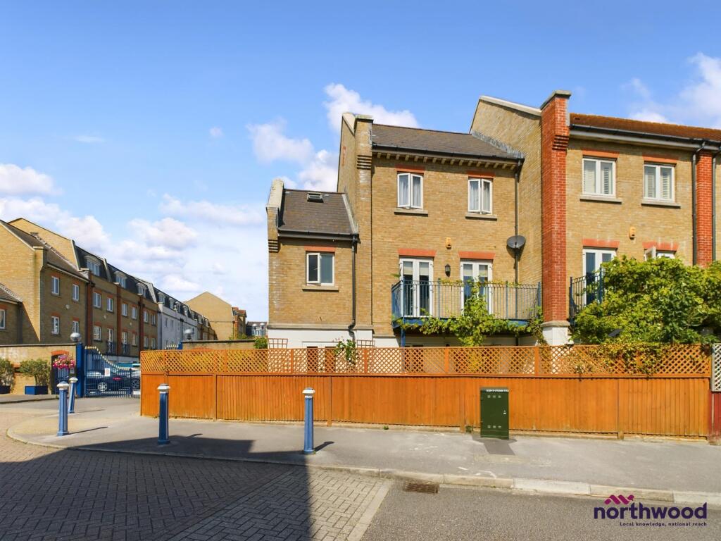 Additional property image - The Piazza, Sovereign Harbour South, Eastbourne, BN23