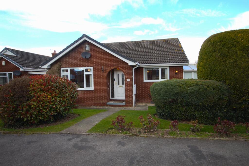 Main image of property: The Links, Featherstone, Pontefract
