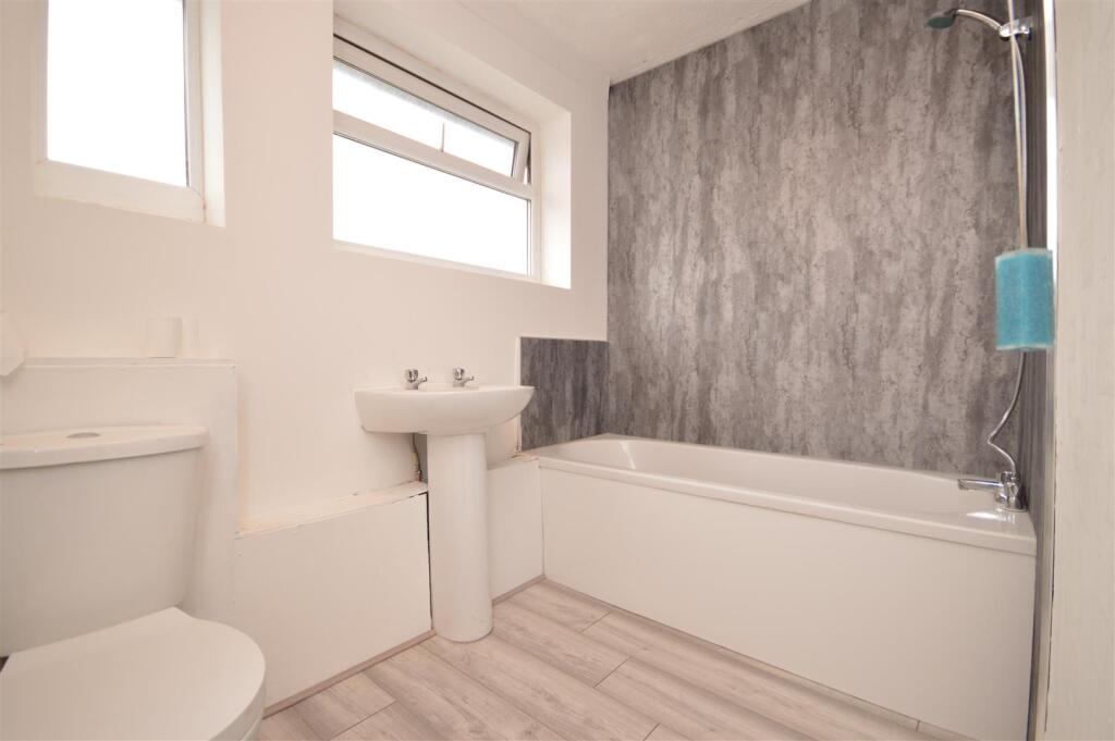 Main image of property: Throstle Row, Knottingley