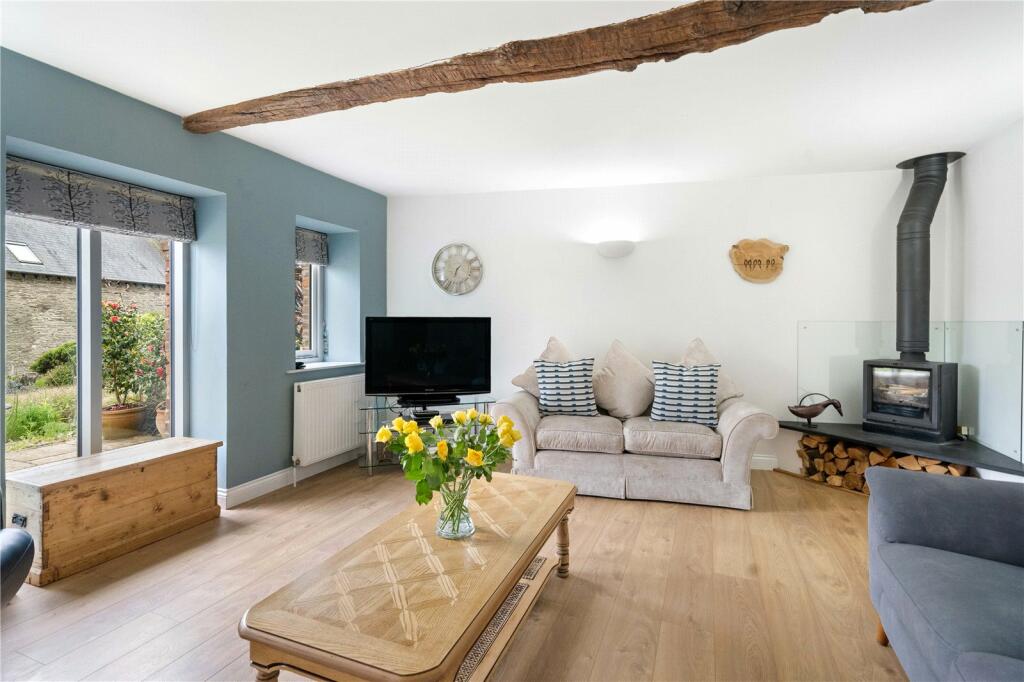 3 bedroom barn conversion for sale in Venton Court, East Allington