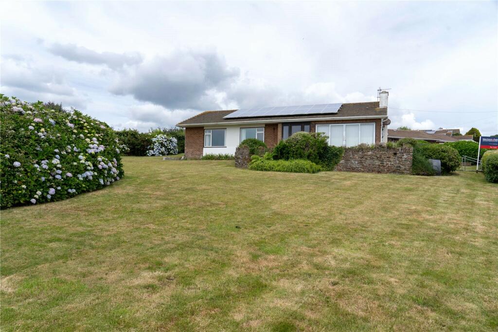 3 bedroom bungalow for sale in Court Park, Thurlestone, Kingsbridge ...