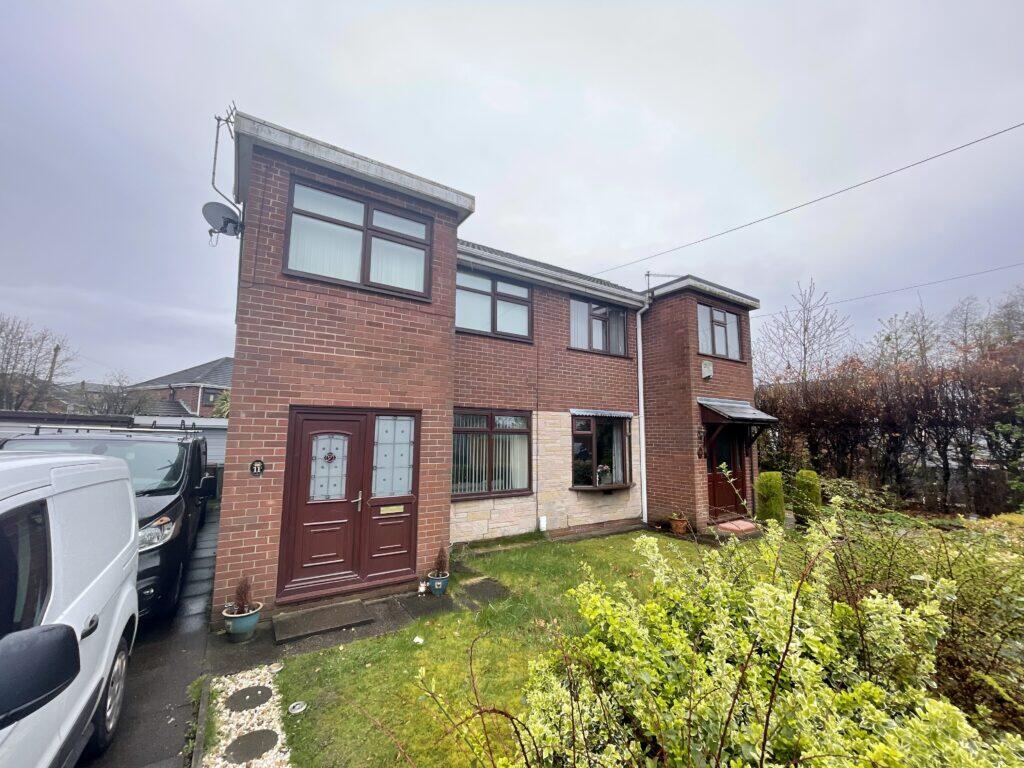 Main image of property: Ashleigh Close, Oldham, OL2 6BE