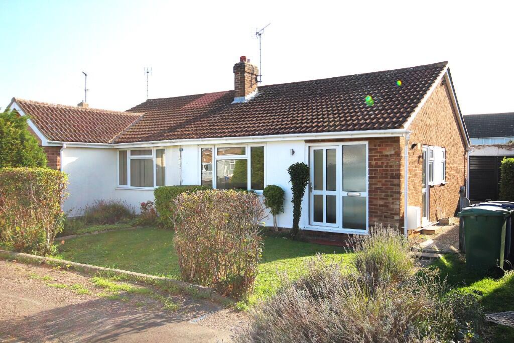 Main image of property: Fontwell Avenue, Cambridge, Cambridgeshire, CB4