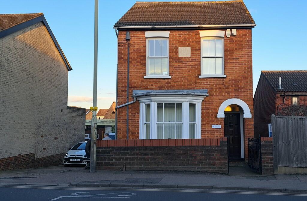 Main image of property: 52 Bunyan Road, Kempston, Bedford, Bedfordshire, MK42