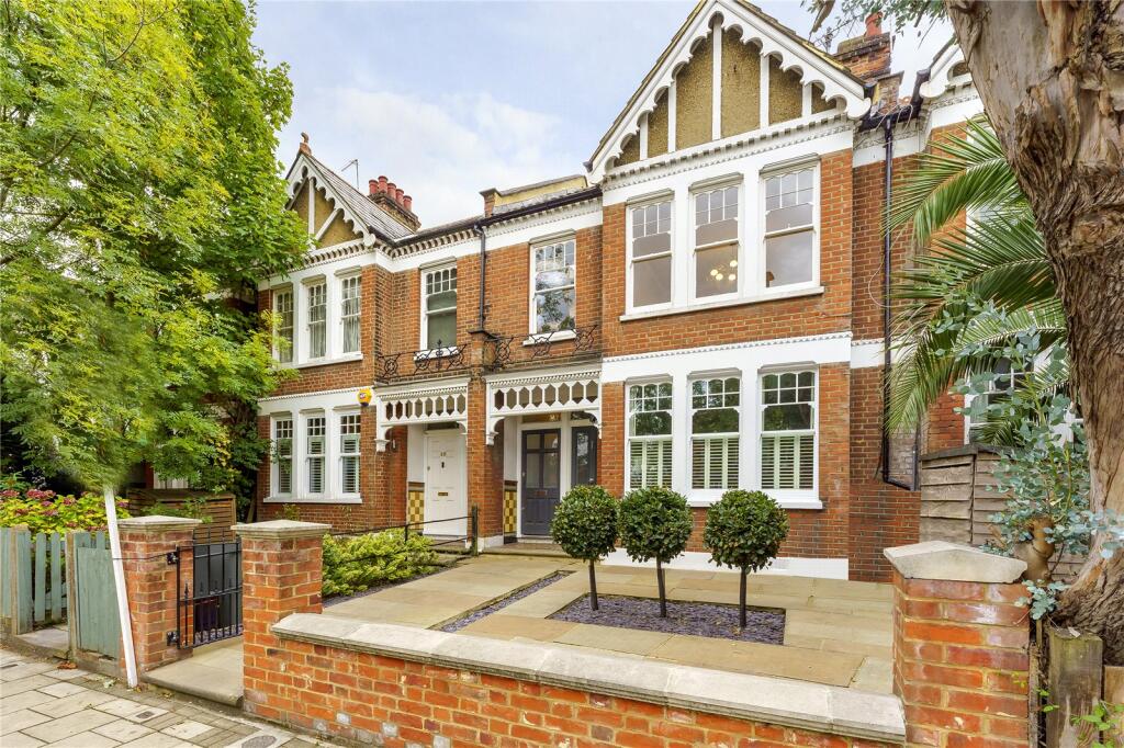 Main image of property: Weir Road, Balham, London, SW12