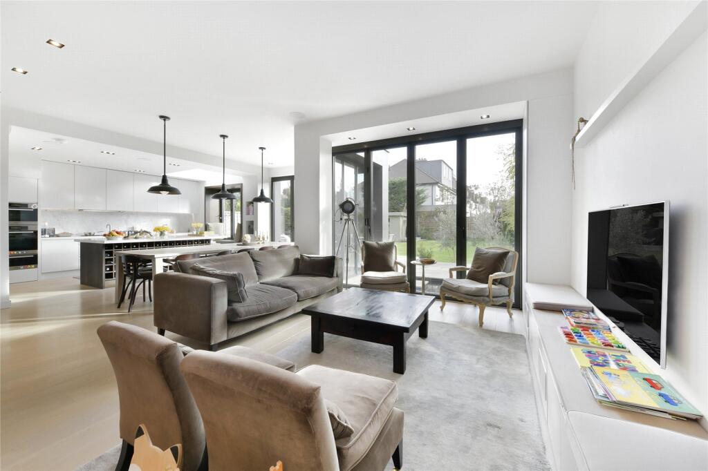Main image of property: Nightingale Lane, London, SW12