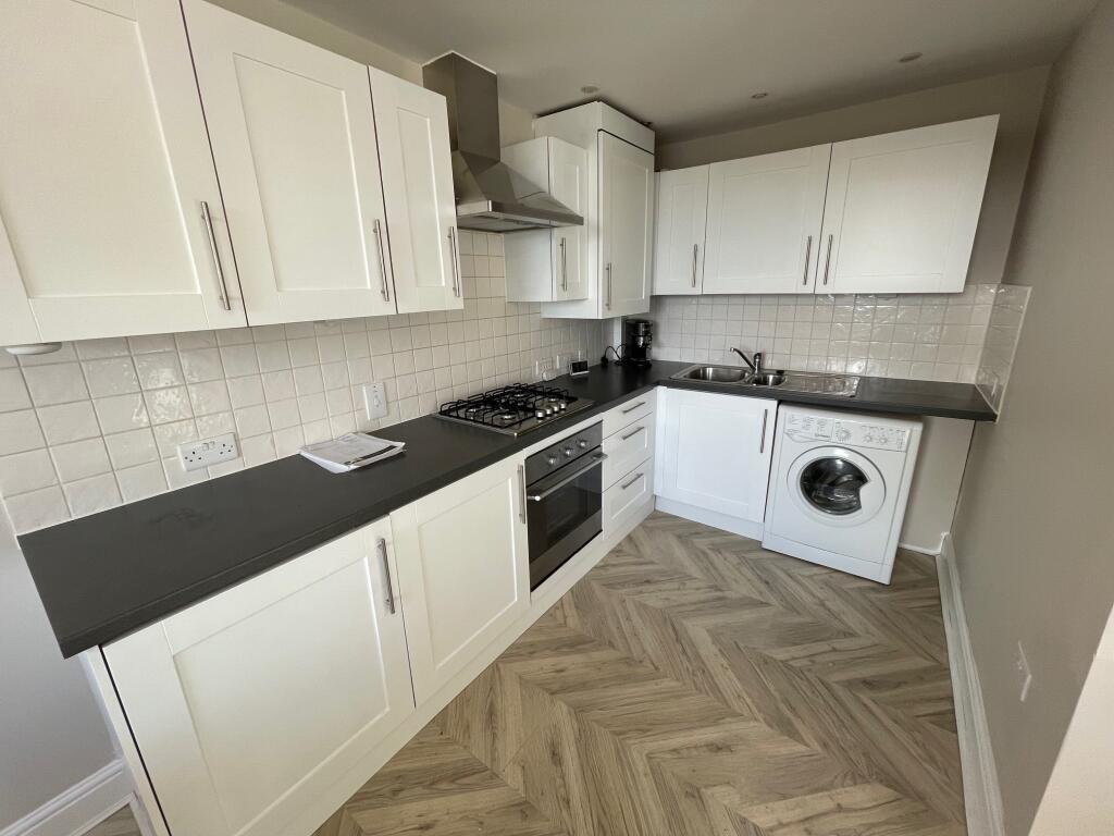 Additional property image - 17 Maizefield House, Moors Walk, Welwyn Garden City, Hertfordshire AL7 2BQ
