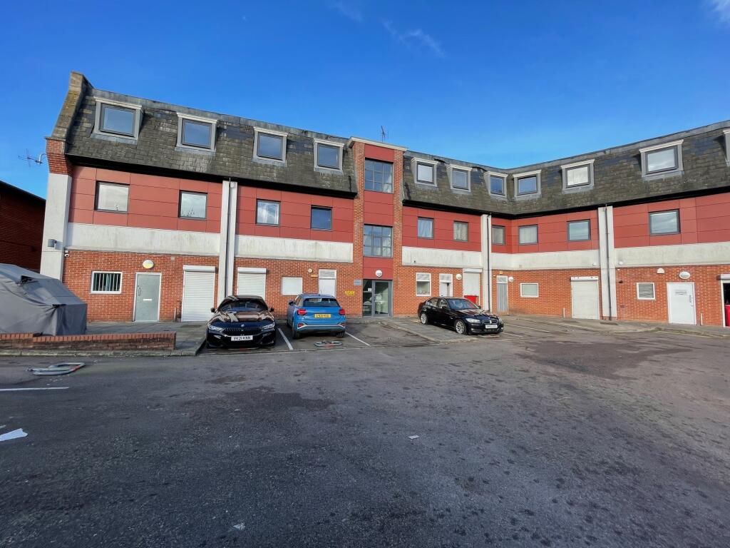 Additional property image - 17 Maizefield House, Moors Walk, Welwyn Garden City, Hertfordshire AL7 2BQ