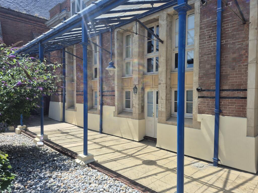 Main image of property: Flat 9, Victoria Court, The Royal Seabathing, Canterbury Road, Margate, Kent CT9 5NU