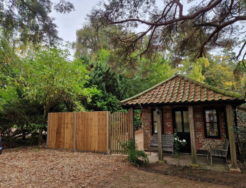 Main image of property: Willow Cottage, Felbrigg Lodge, School Road, Aylmerton, Norwich, Norfolk NR11 8RA