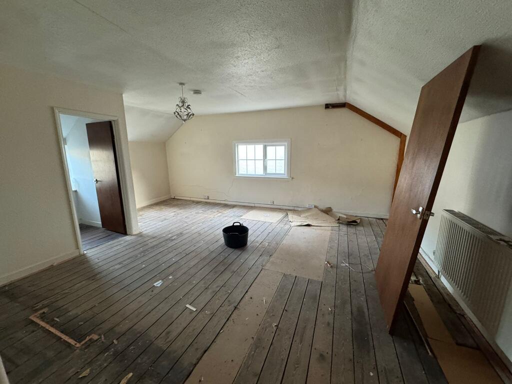 Additional property image - 1 Crampton Cottages, Park Lane, Newmarket, Suffolk CB8 8AX