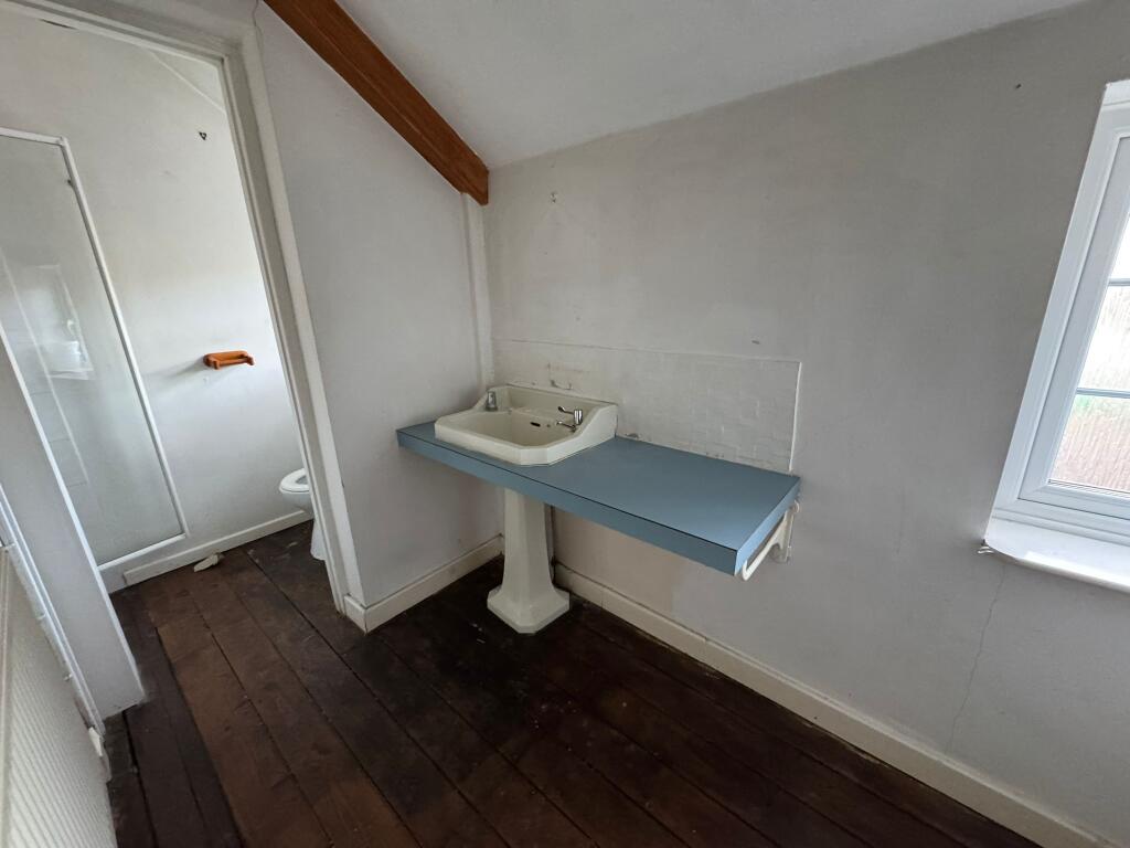 Additional property image - 1 Crampton Cottages, Park Lane, Newmarket, Suffolk CB8 8AX