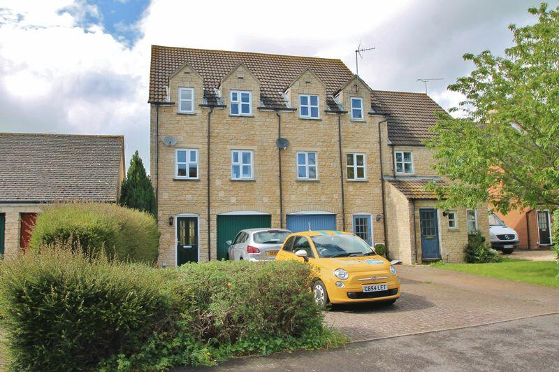 Main image of property: Perrinsfield, Lechlade, Gloucestershire