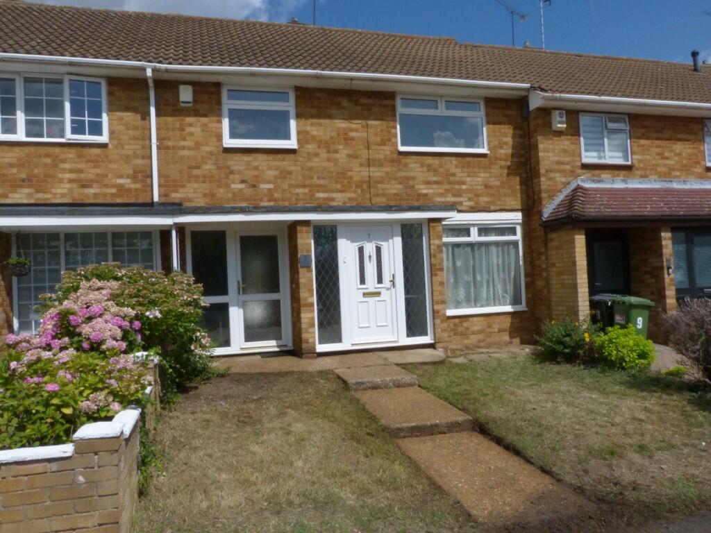Main image of property: Curling Walk, Basildon, Essex, SS14