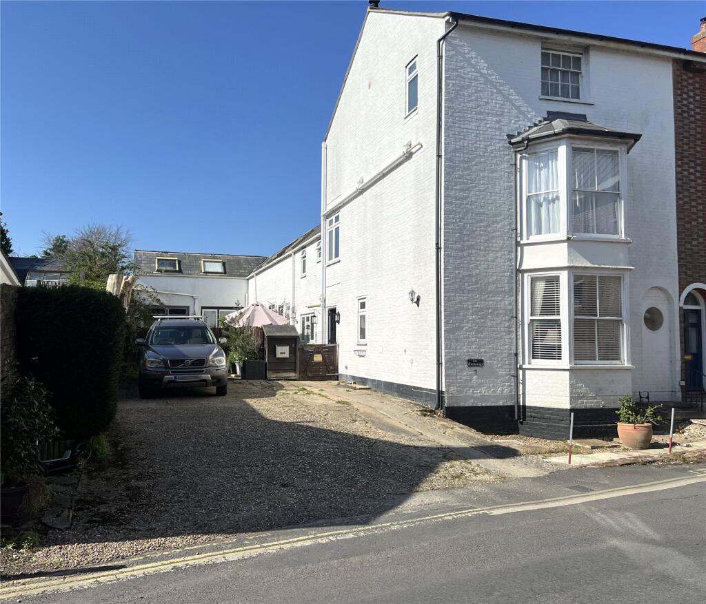 Main image of property: Bath Road, Lymington, Hampshire, SO41