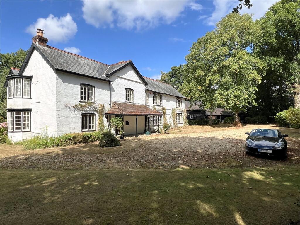 Main image of property: Tatchbury Lane, Winsor, Southampton, Hampshire, SO40