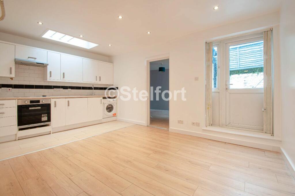1 bedroom apartment for rent in Holloway Road, London, N7