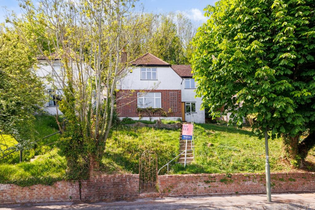 Main image of property: Stafford Road Caterham CR3