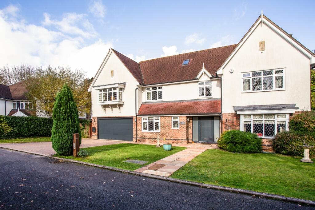 Main image of property: Welcomes Road Kenley CR8