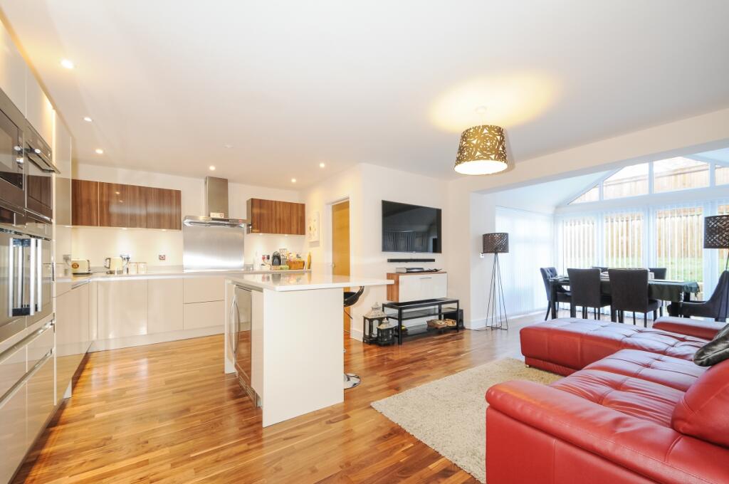 Main image of property: Holland Park Caterham CR3