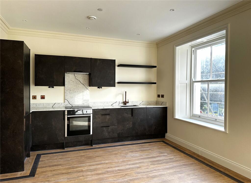 Additional property image - Park Place, Cardiff, CF10