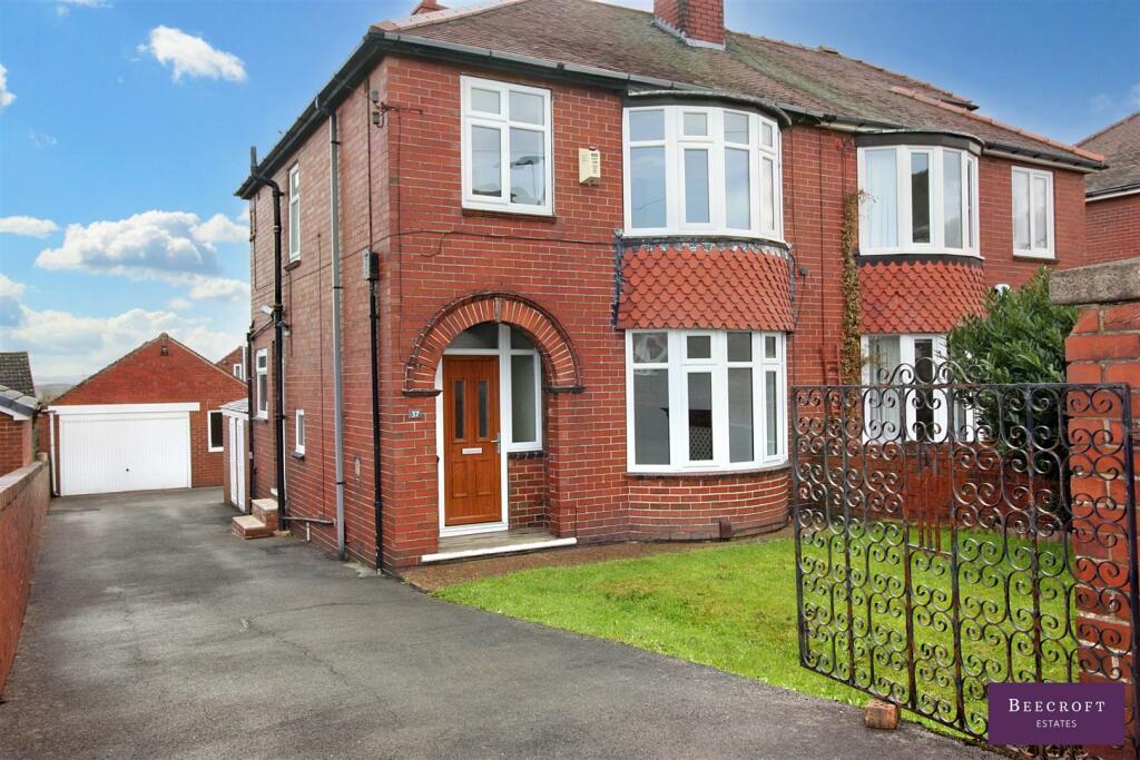 3 bedroom semidetached house for sale in Ewden Road, Wombwell
