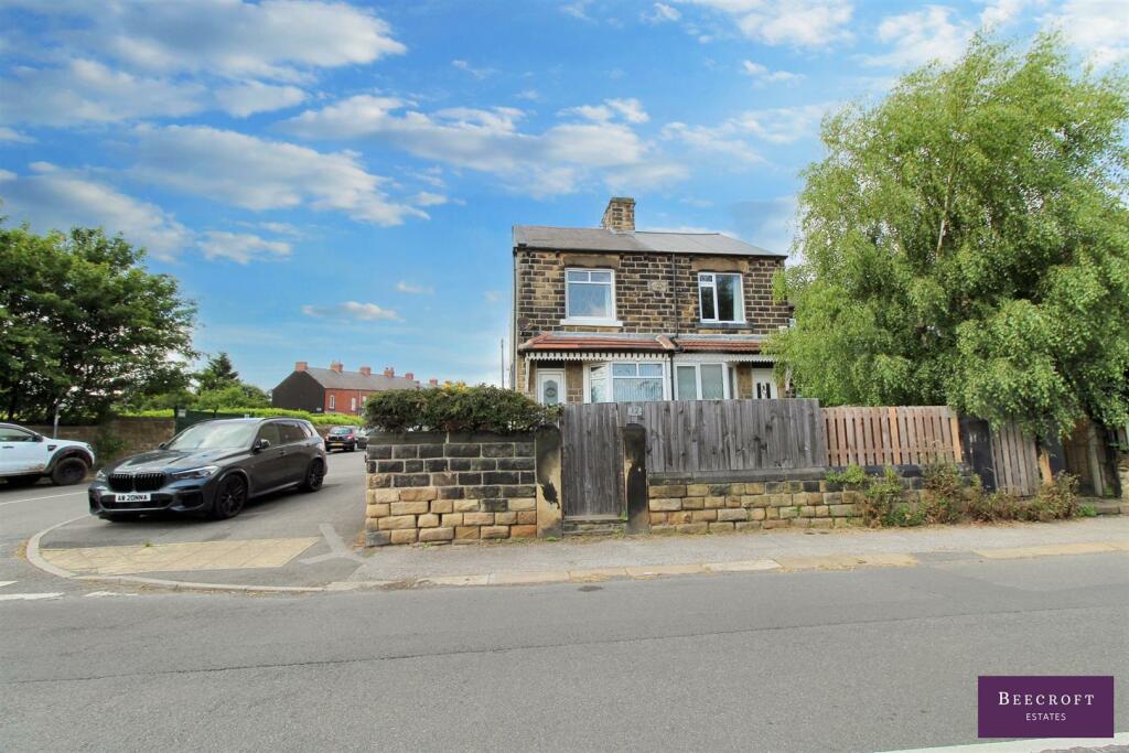 2 bedroom semidetached house for sale in School Street, Hemingfield