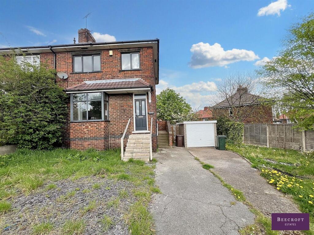 Main image of property: Royston Hill, Hoyland, Barnsley