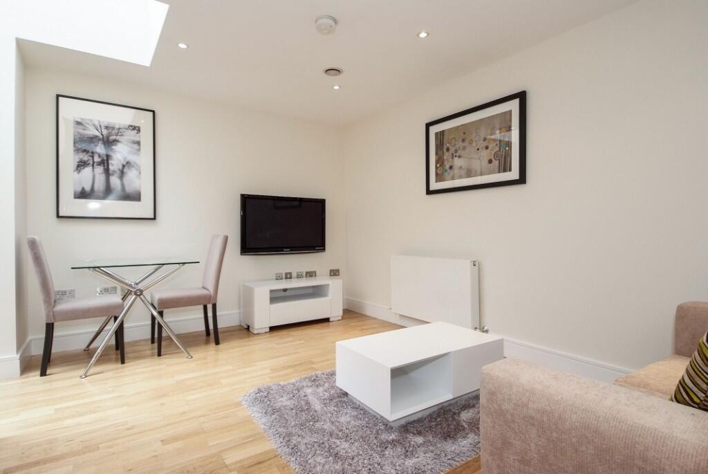 Main image of property: Castlereagh Street, London, W1H