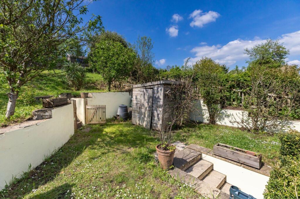 Additional property image - Shoscombe
