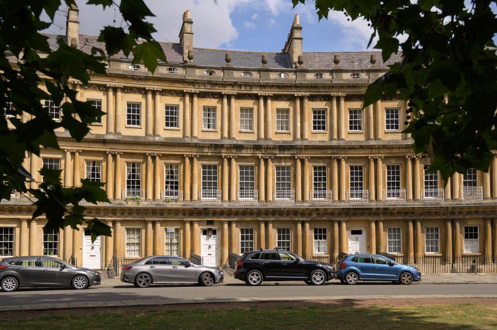 Main image of property: The Circus