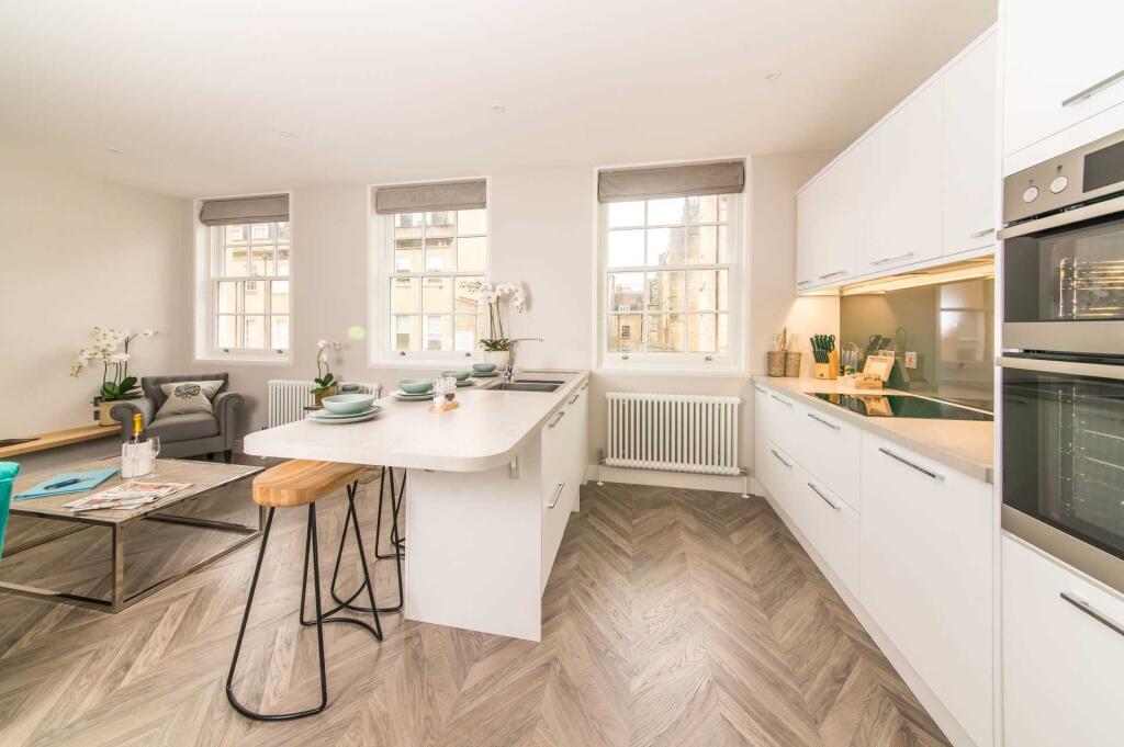 Main image of property: Henry Street