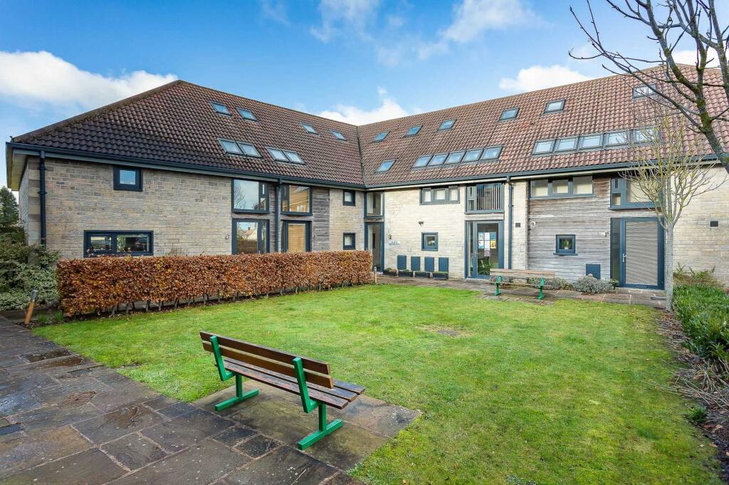 Main image of property: High Street, Marshfield