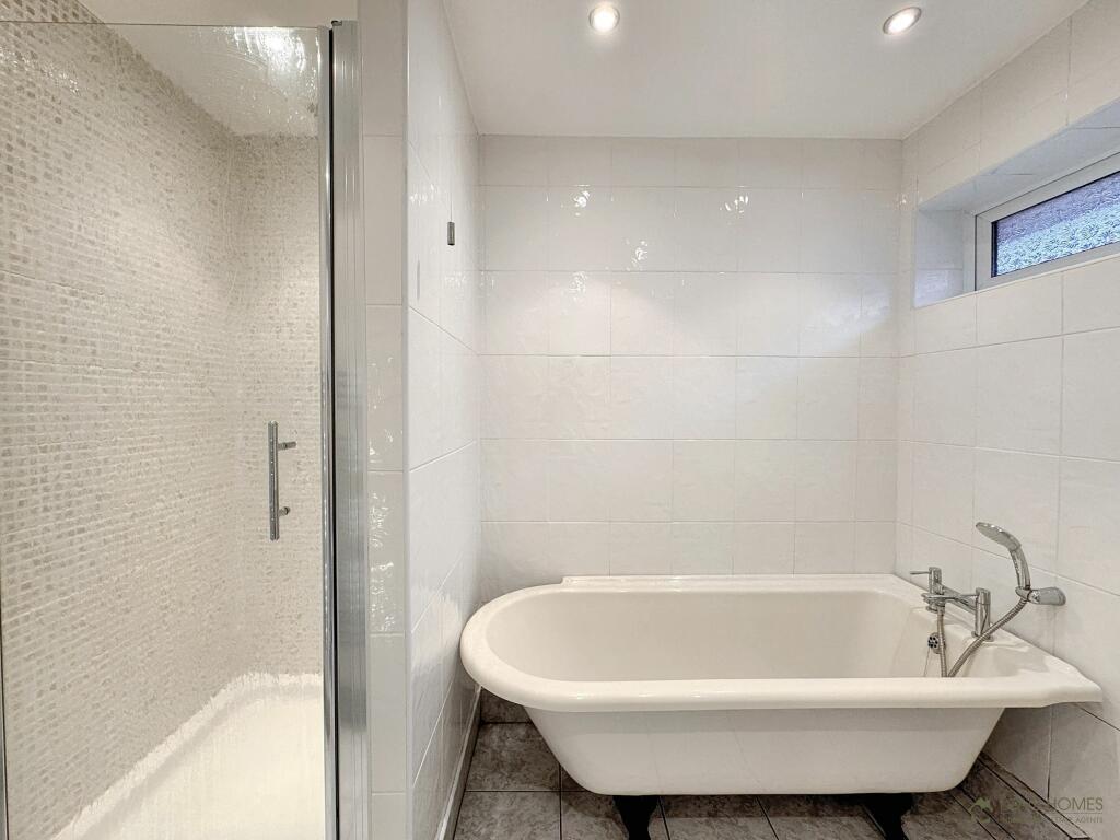 Additional property image - Simonbury Close, Bury