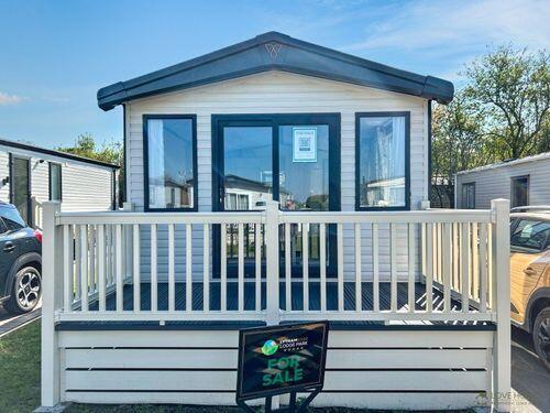 Main image of property: Lytham Edge Lodge Park, Bank Lane, Warton, Preston