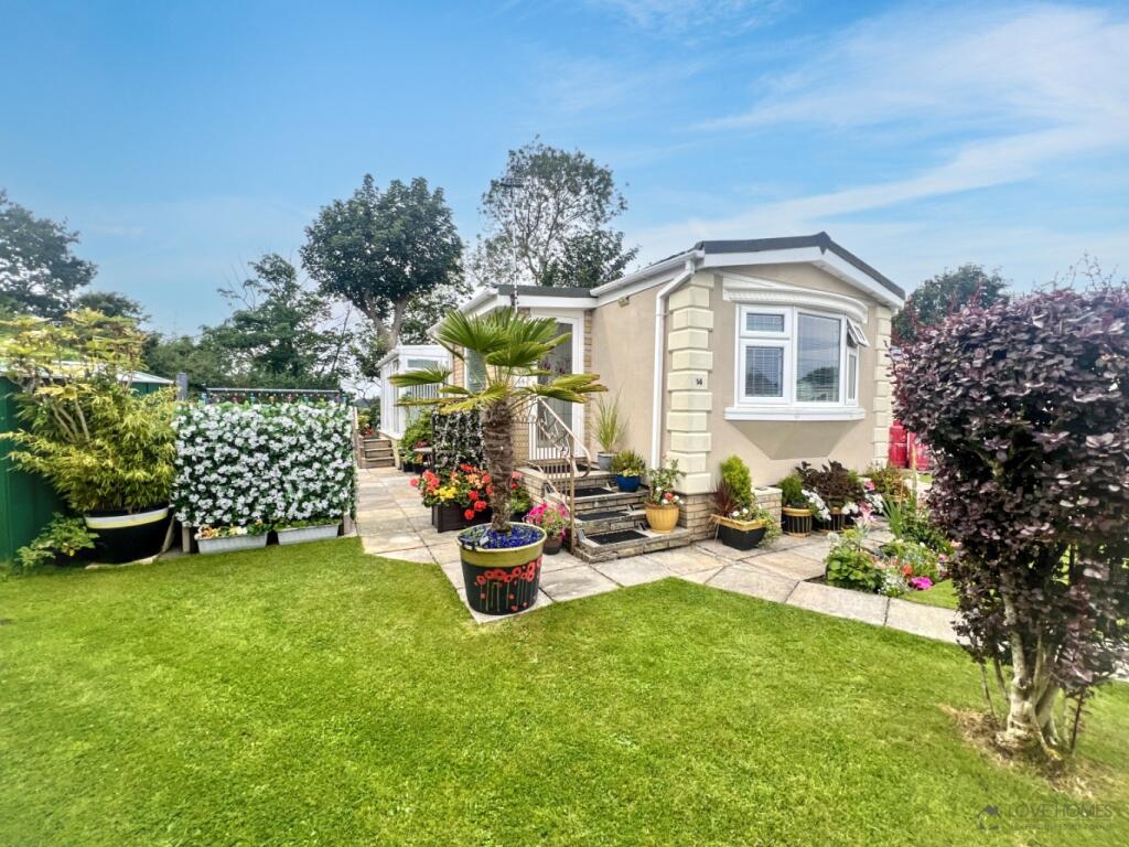 Main image of property: Garstang Road, Larbreck, Preston, Lancashire, PR3