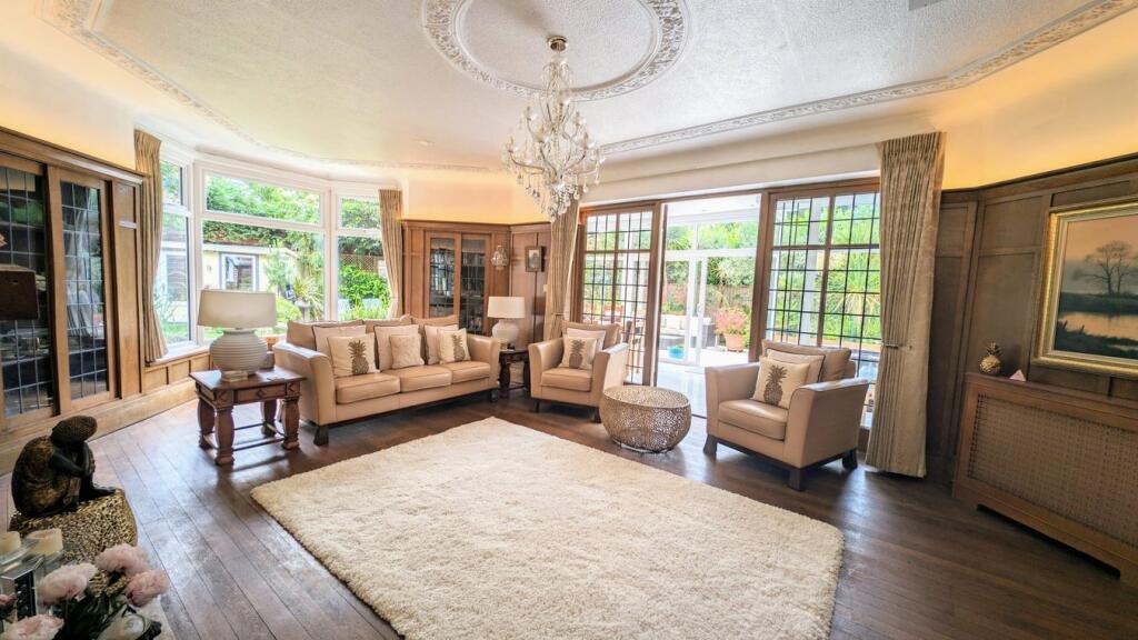 5 bedroom detached house for sale in Elgin Road, Bournemouth, BH3