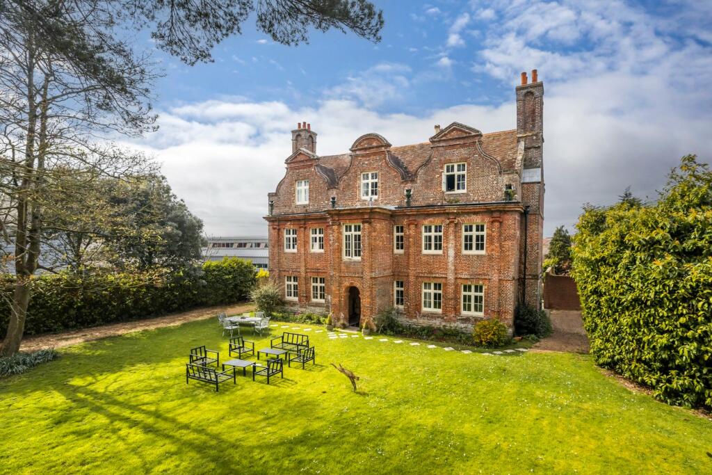 Additional property image - Old Rectory Mews, Poole, BH15