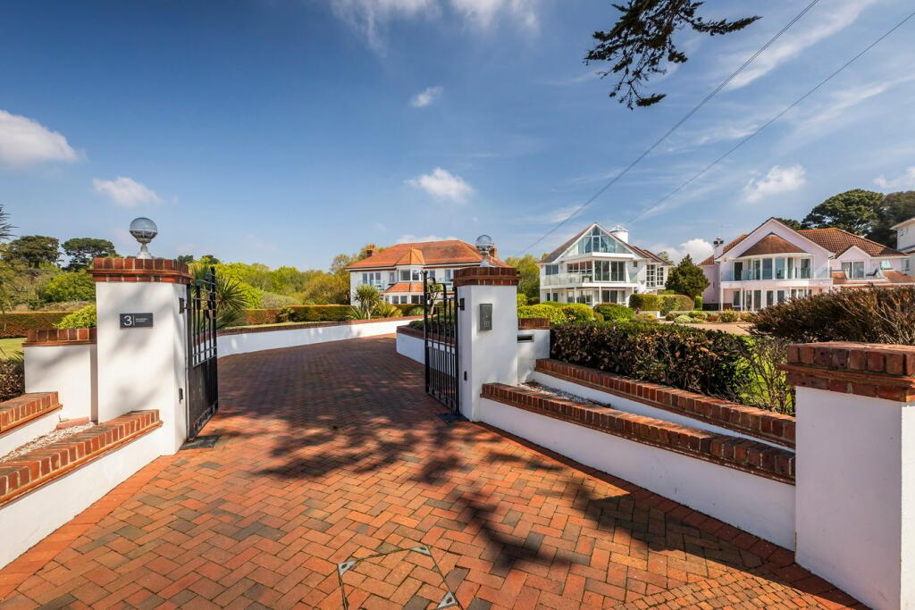 Additional property image - Brudenell Avenue, Poole, Evening Hill, BH13