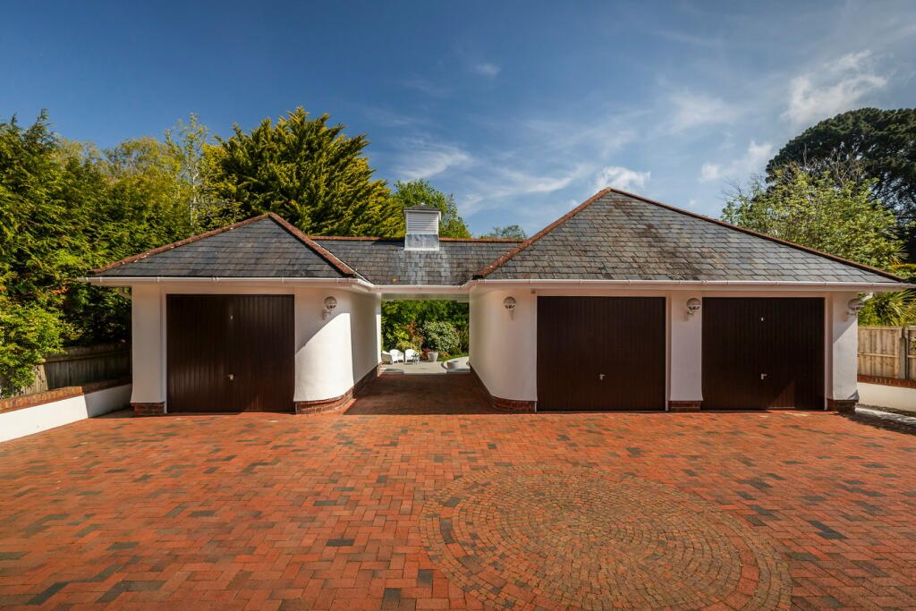 Additional property image - Brudenell Avenue, Poole, Evening Hill, BH13
