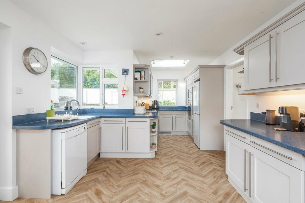 Additional property image - Ravine Road, Canford Cliffs, Poole, BH13