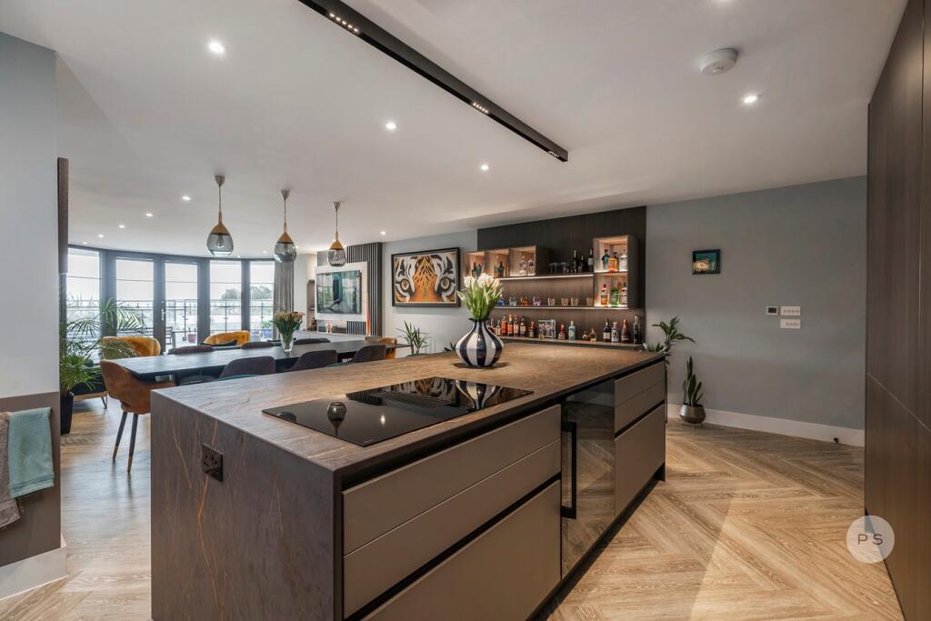 Additional property image - 7 East Overcliff Drive, East Cliff, Bournemouth, BH1