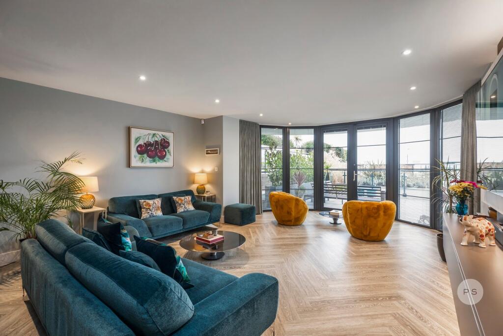 Additional property image - 7 East Overcliff Drive, East Cliff, Bournemouth, BH1
