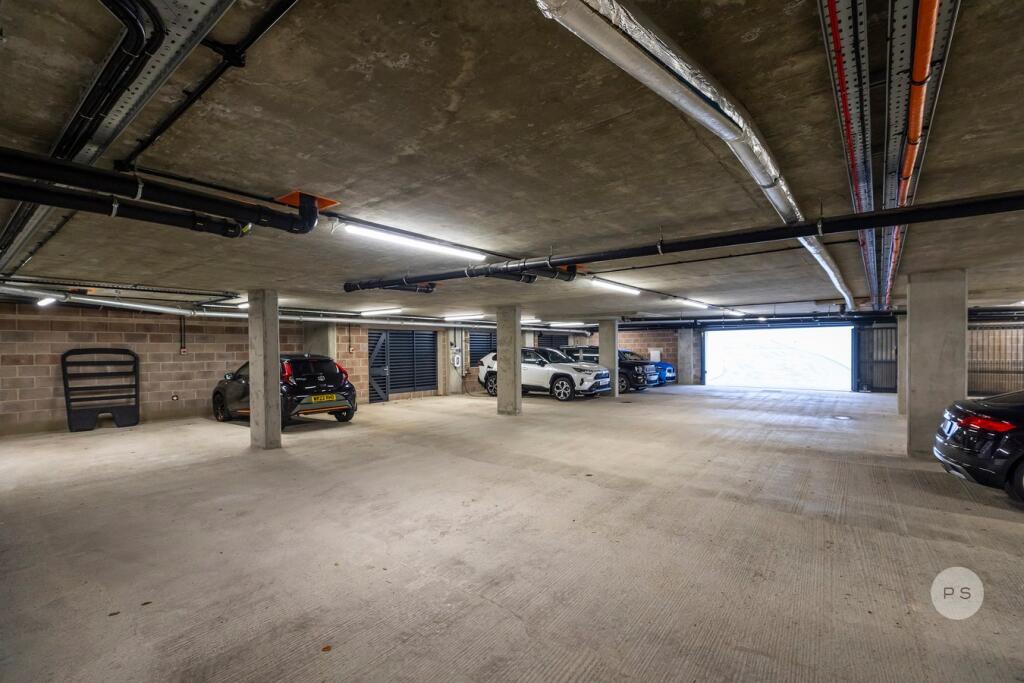 Additional property image - 7 East Overcliff Drive, East Cliff, Bournemouth, BH1