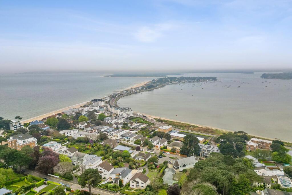 Main image of property: Chaddesley Glen, Poole, BH13