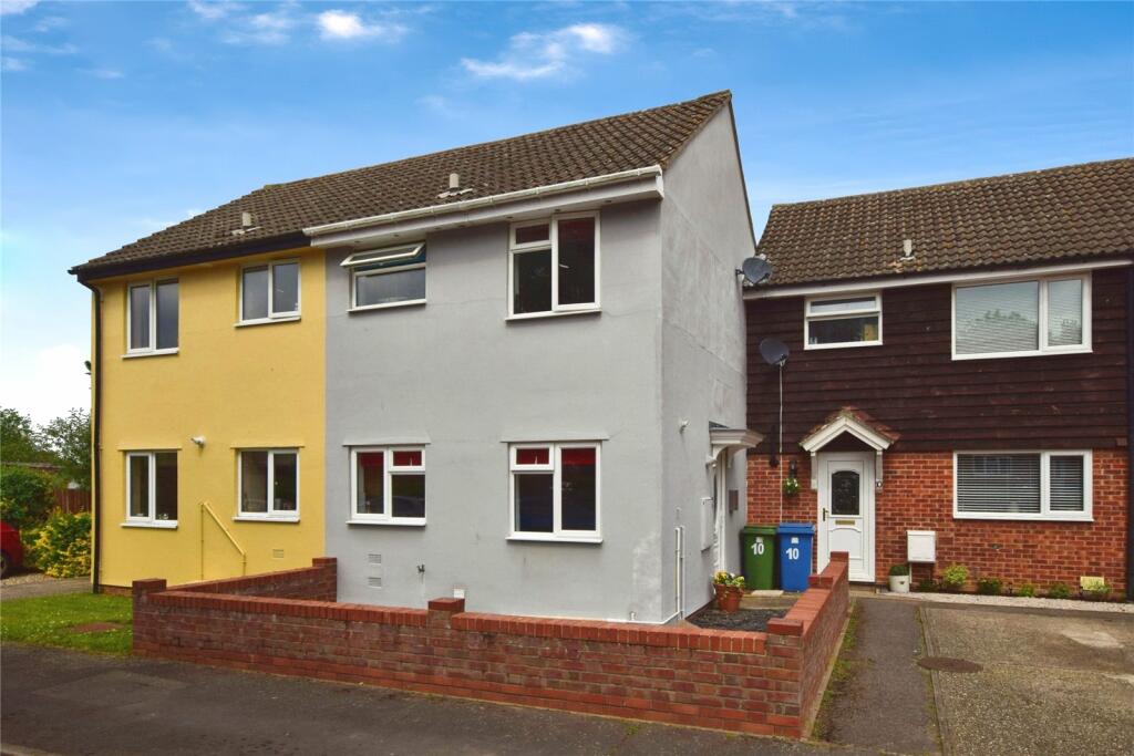 2 bedroom terraced house for sale in Daniels Close, Acton, Sudbury
